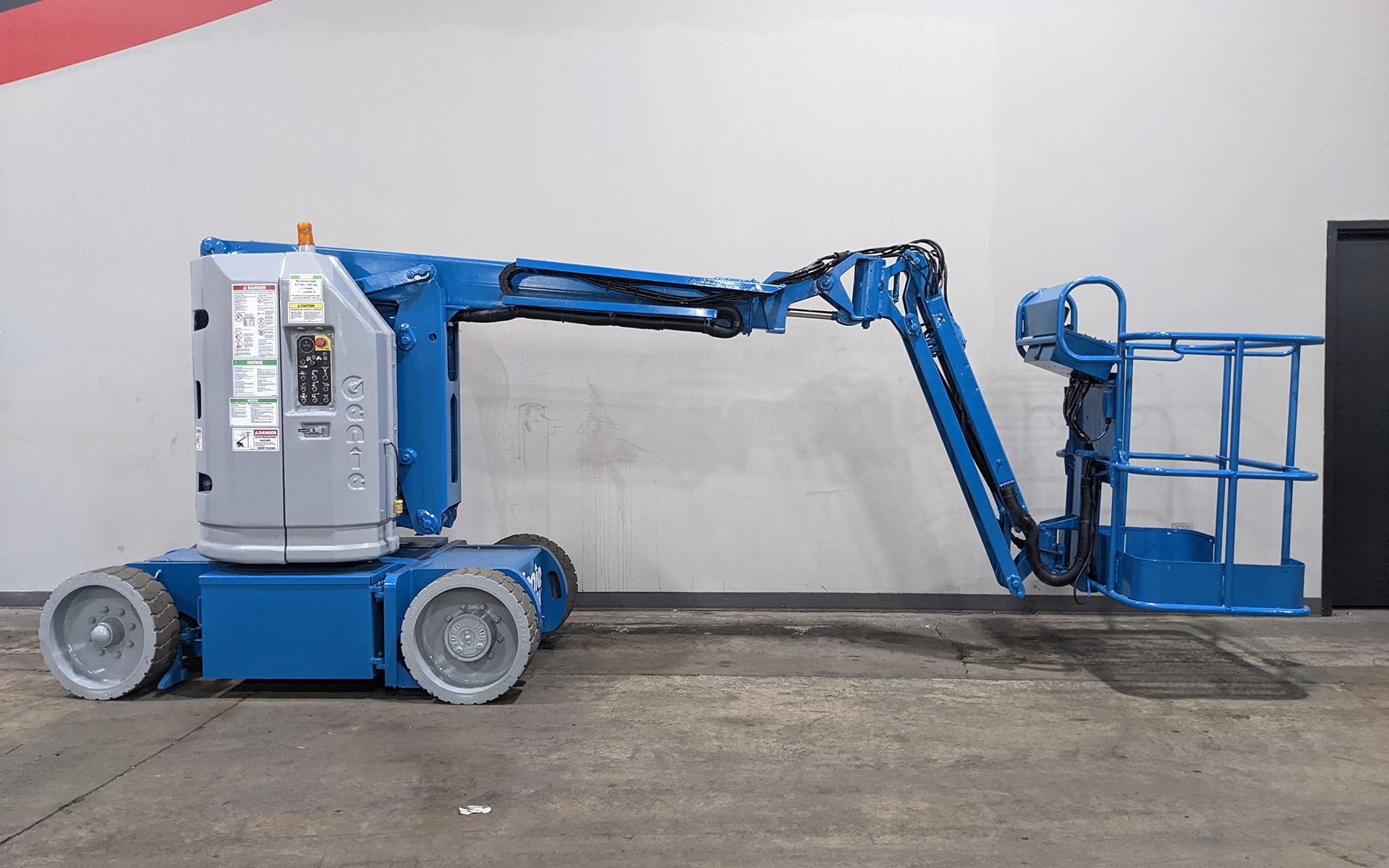 Used 2013 GENIE Z30/20NRJ  | Cary, IL