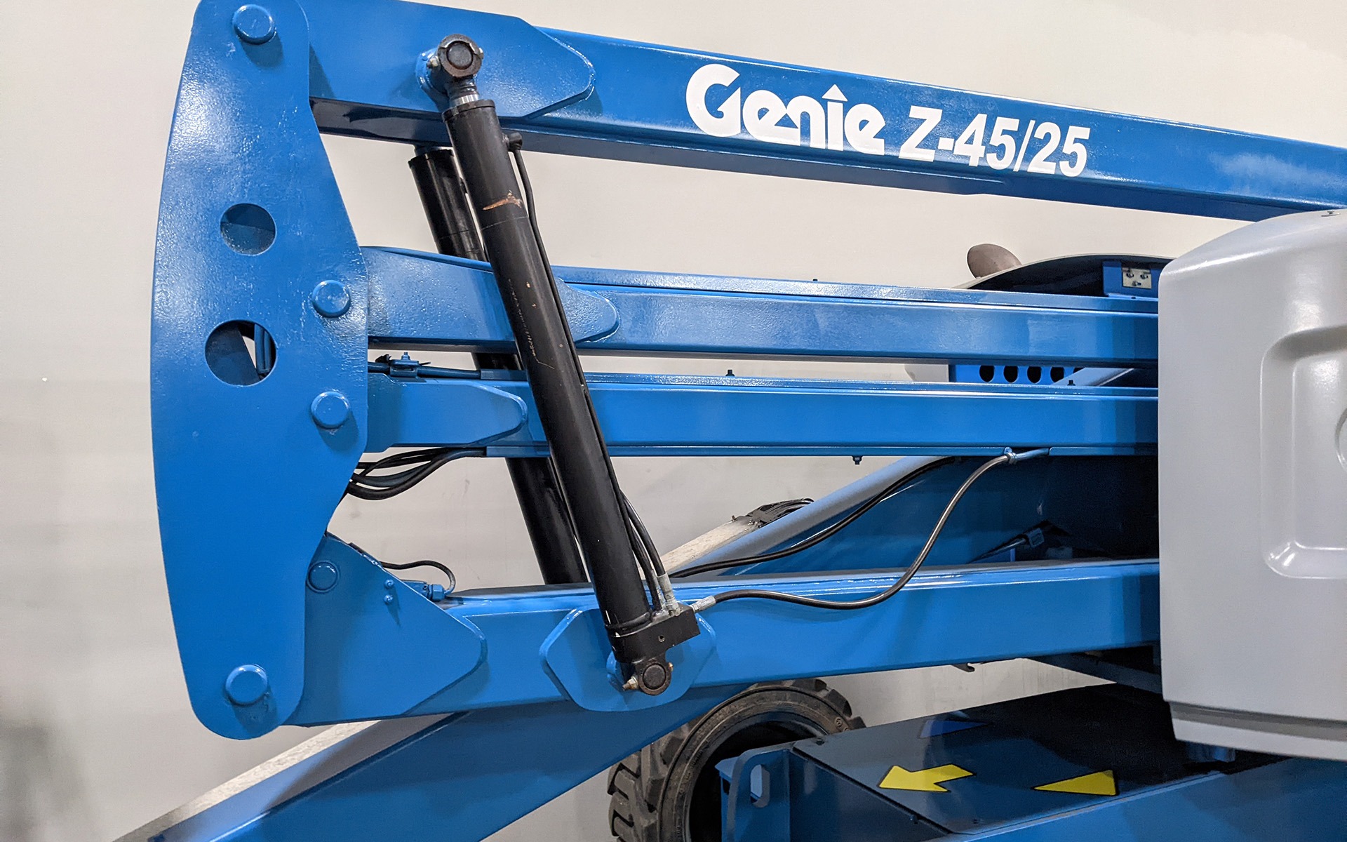 Used 2016 GENIE Z45/25  | Cary, IL