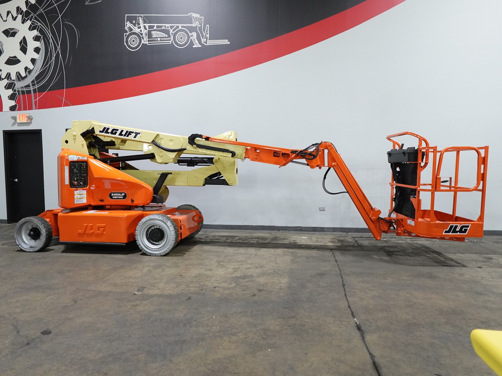 Used 2014 JLG E400AJPN  | Cary, IL