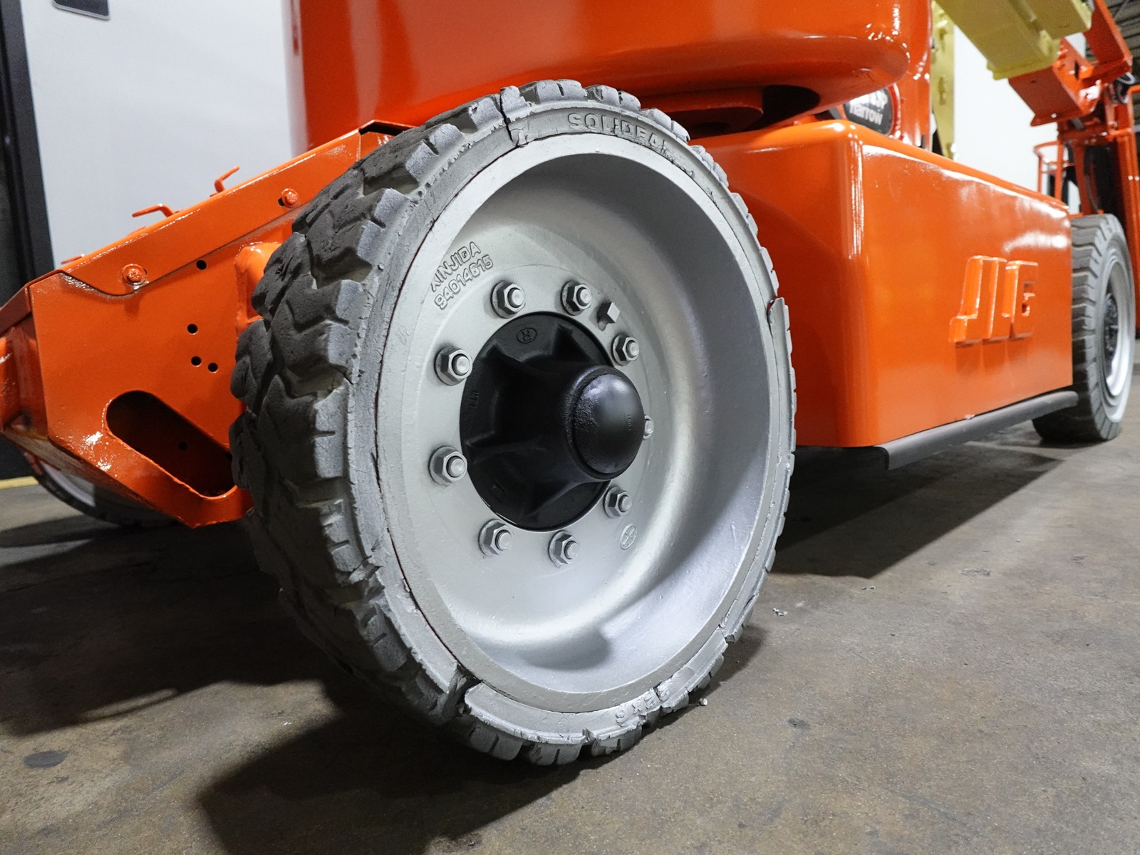 Used 2014 JLG E400AJPN  | Cary, IL