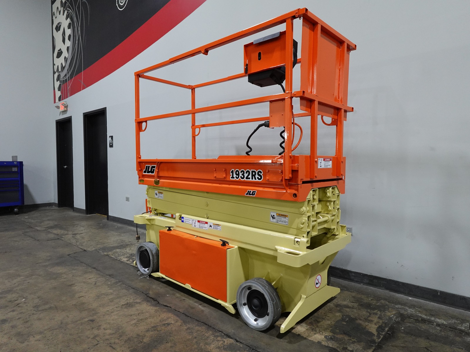 Used 2014 JLG 1932RS  | Cary, IL