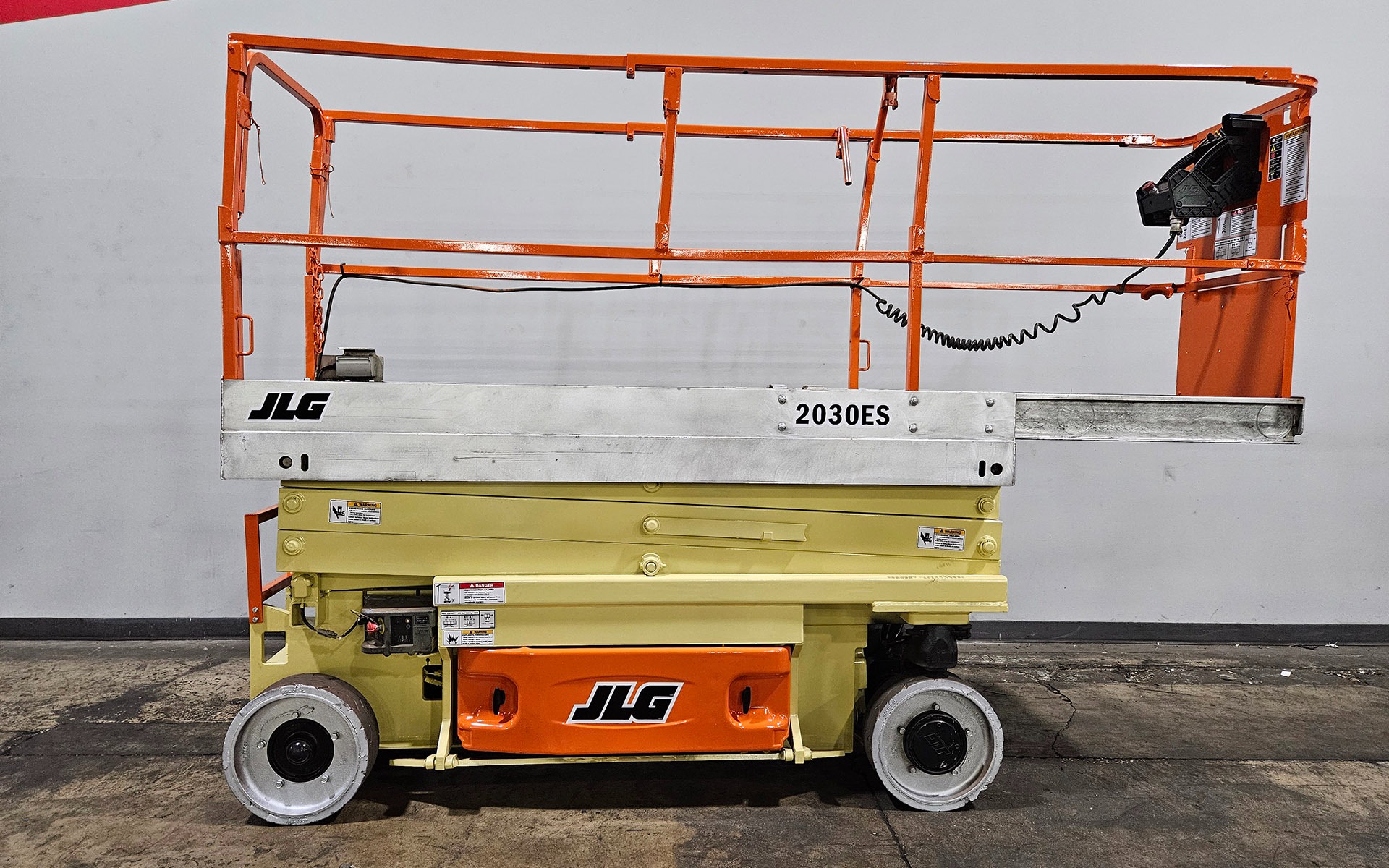 Used 2011 JLG 2030ES  | Cary, IL