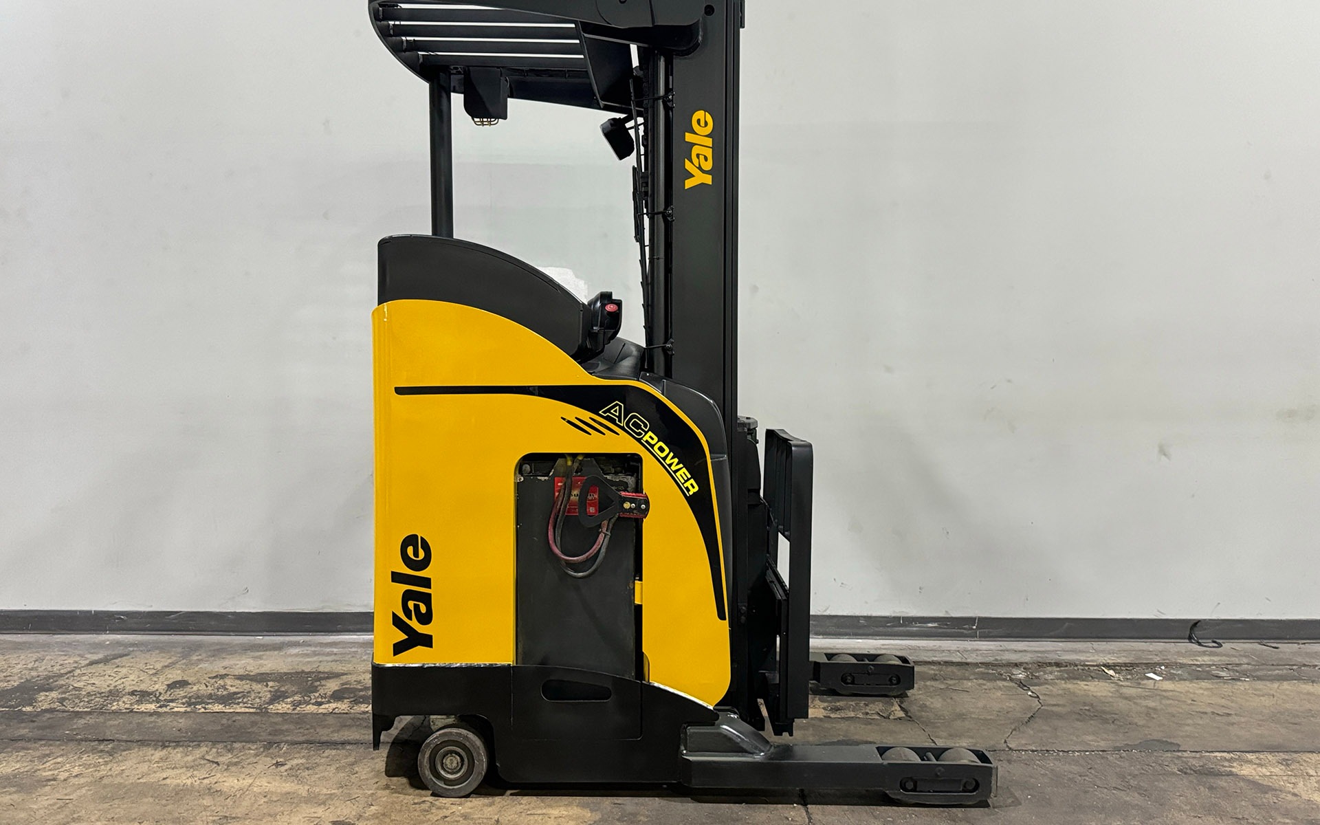 Used 2017 YALE NR035DB  | Cary, IL