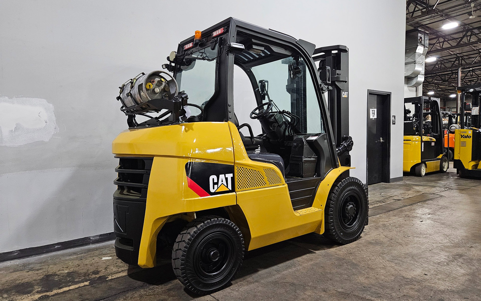 Used 2017 CATERPILLAR GP40N  | Cary, IL