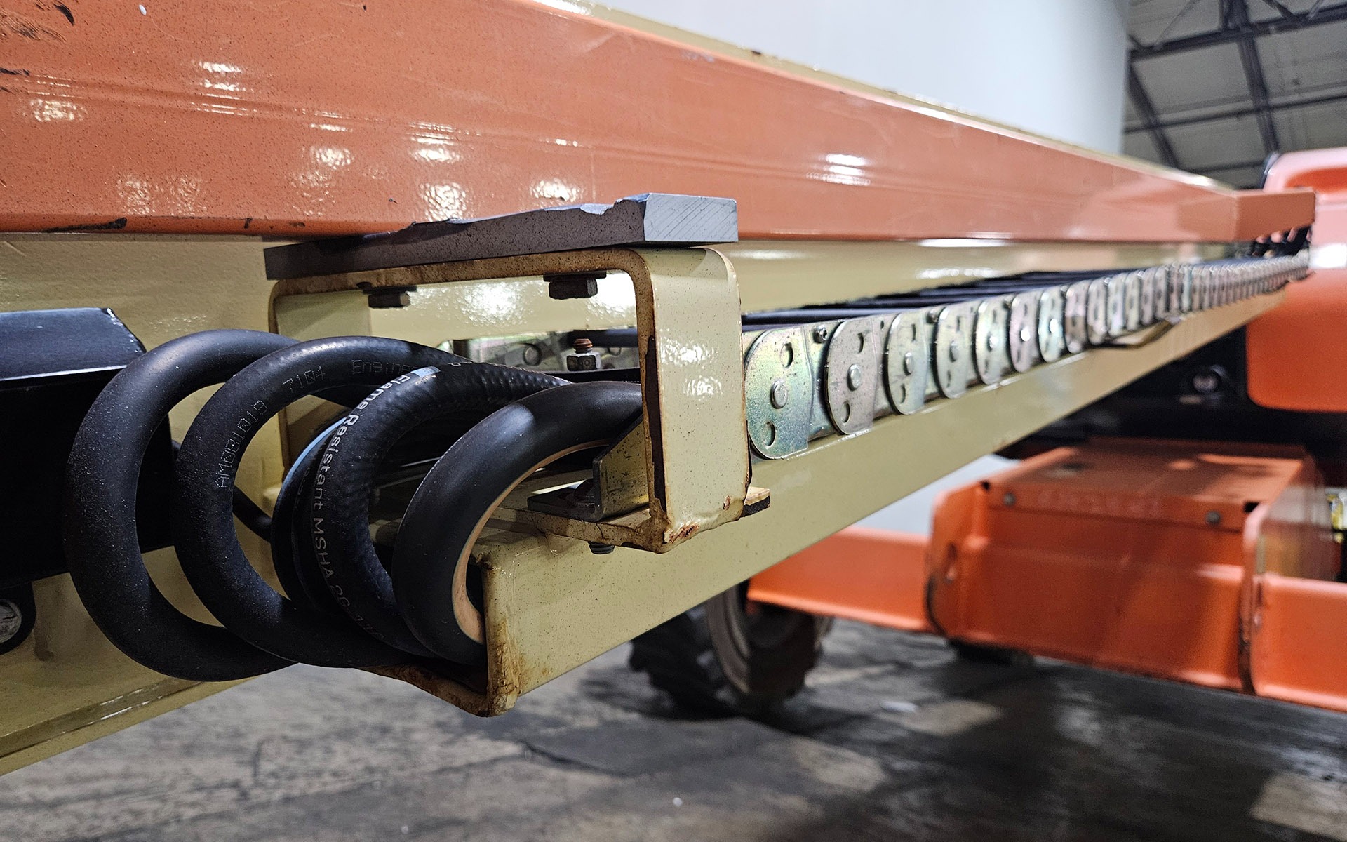 Used 2013 JLG 400S  | Cary, IL