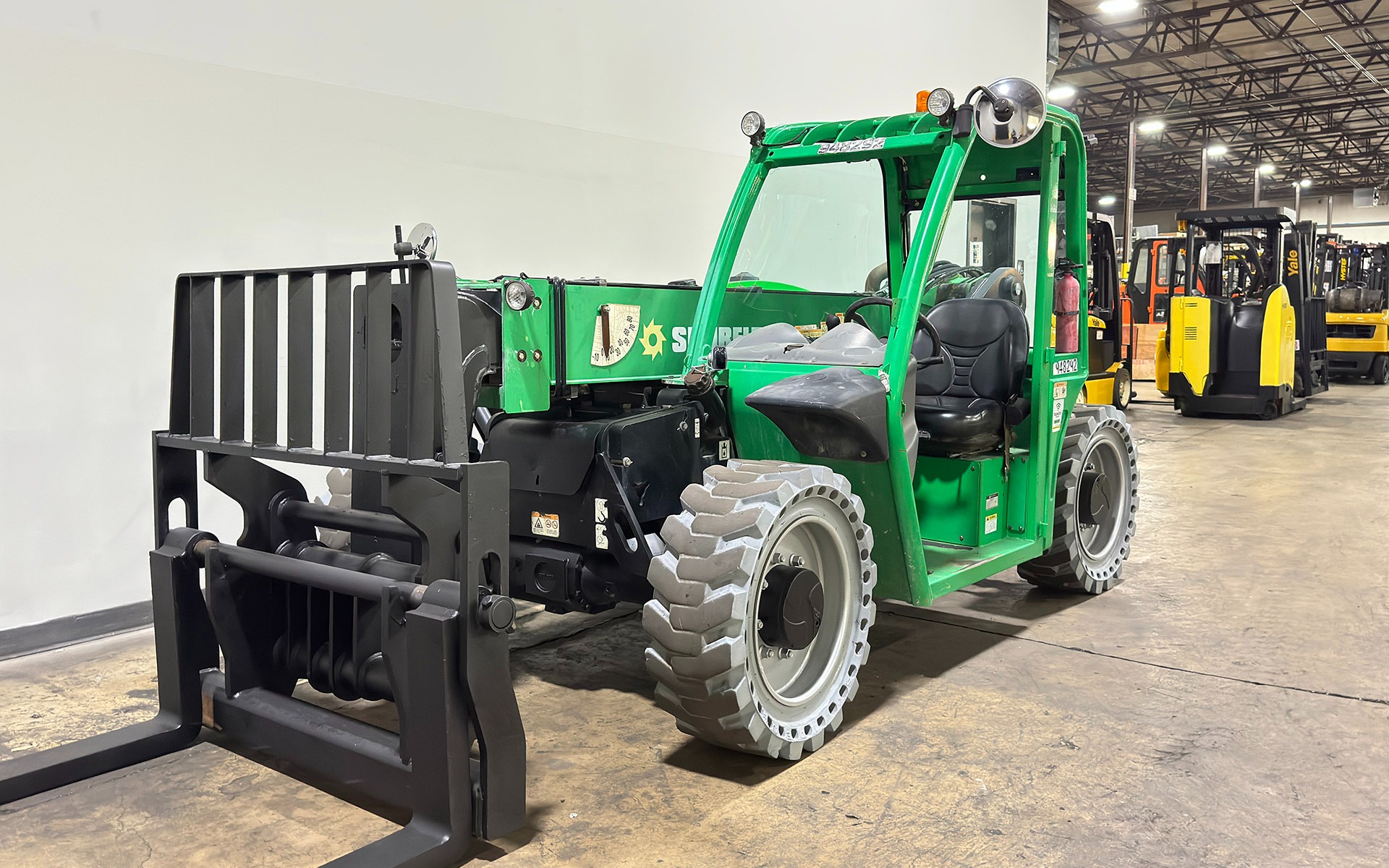 Used 2017 JLG G5-18A  | Cary, IL