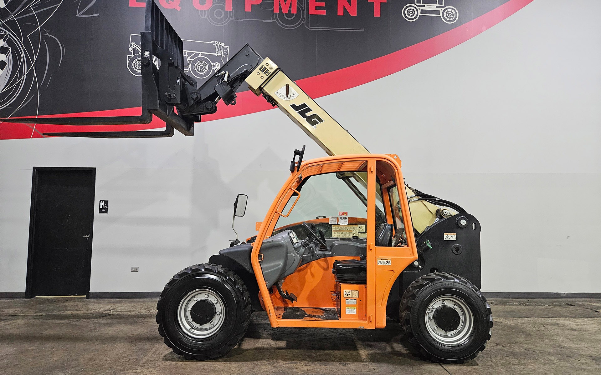 Used 2019 JLG G5-18A  | Cary, IL