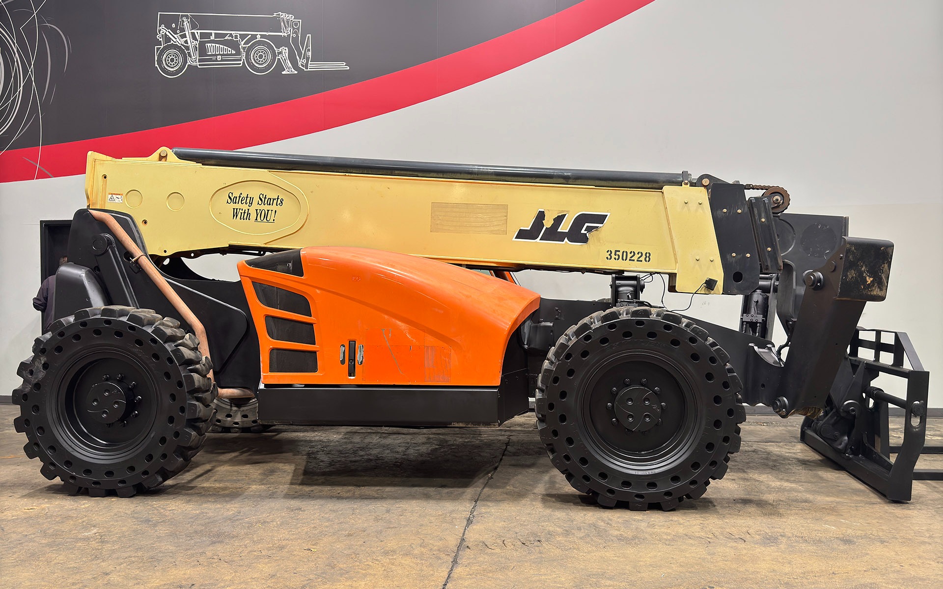 Used 2015 JLG 1255  | Cary, IL