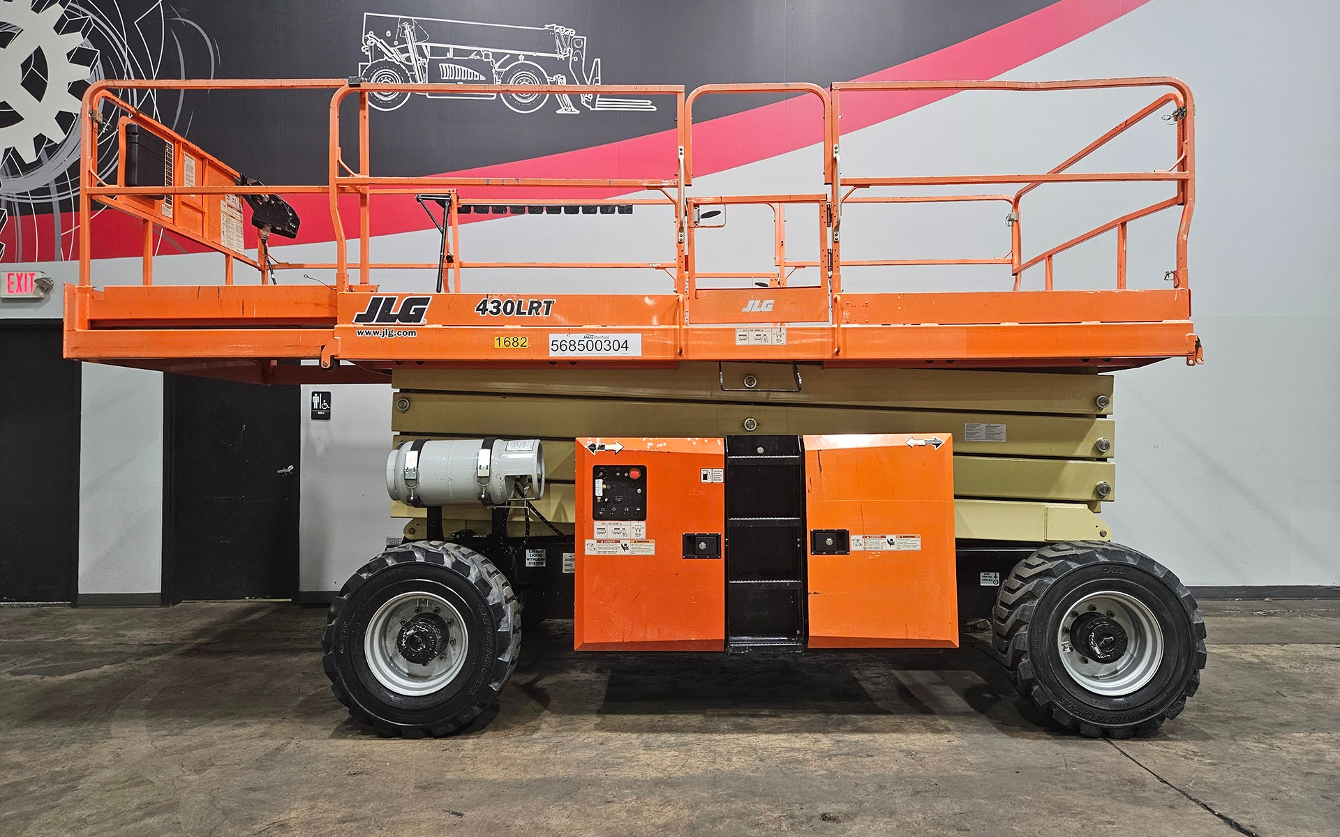 Used 2019 JLG 430LRT  | Cary, IL