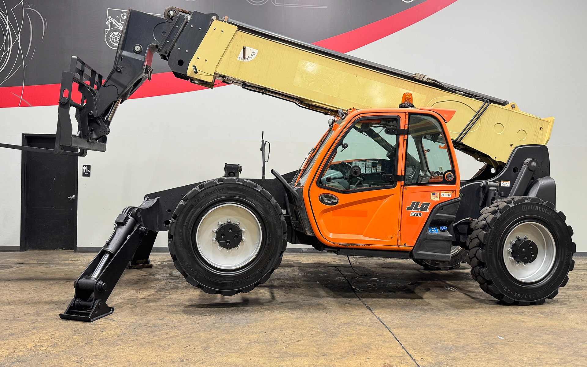 Used 2017 JLG 1255  | Cary, IL