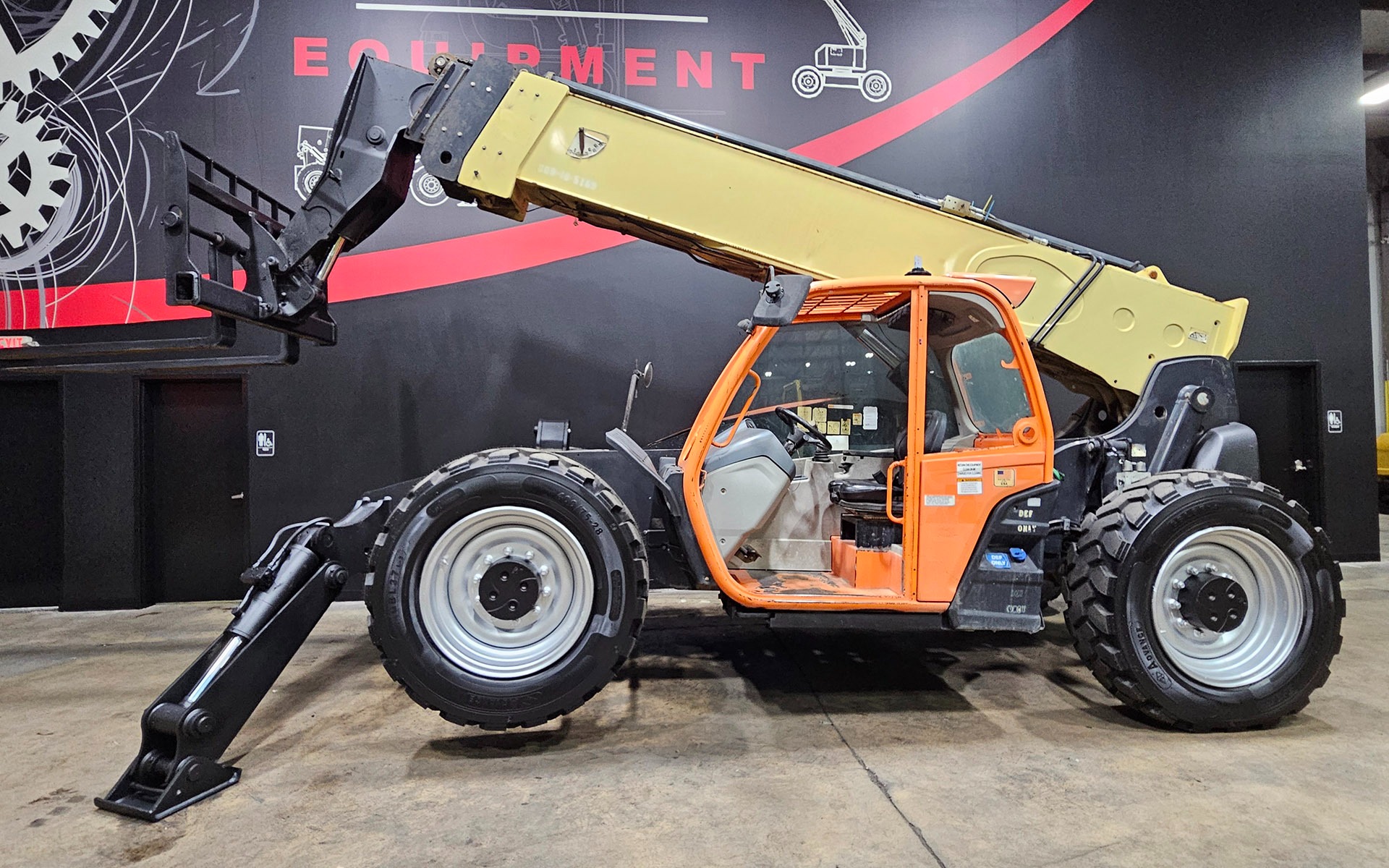 Used 2016 JLG 1255  | Cary, IL