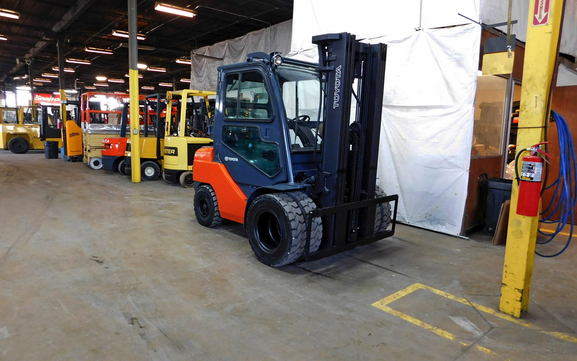 Used 2008 TOYOTA 8FGU30  | Cary, IL