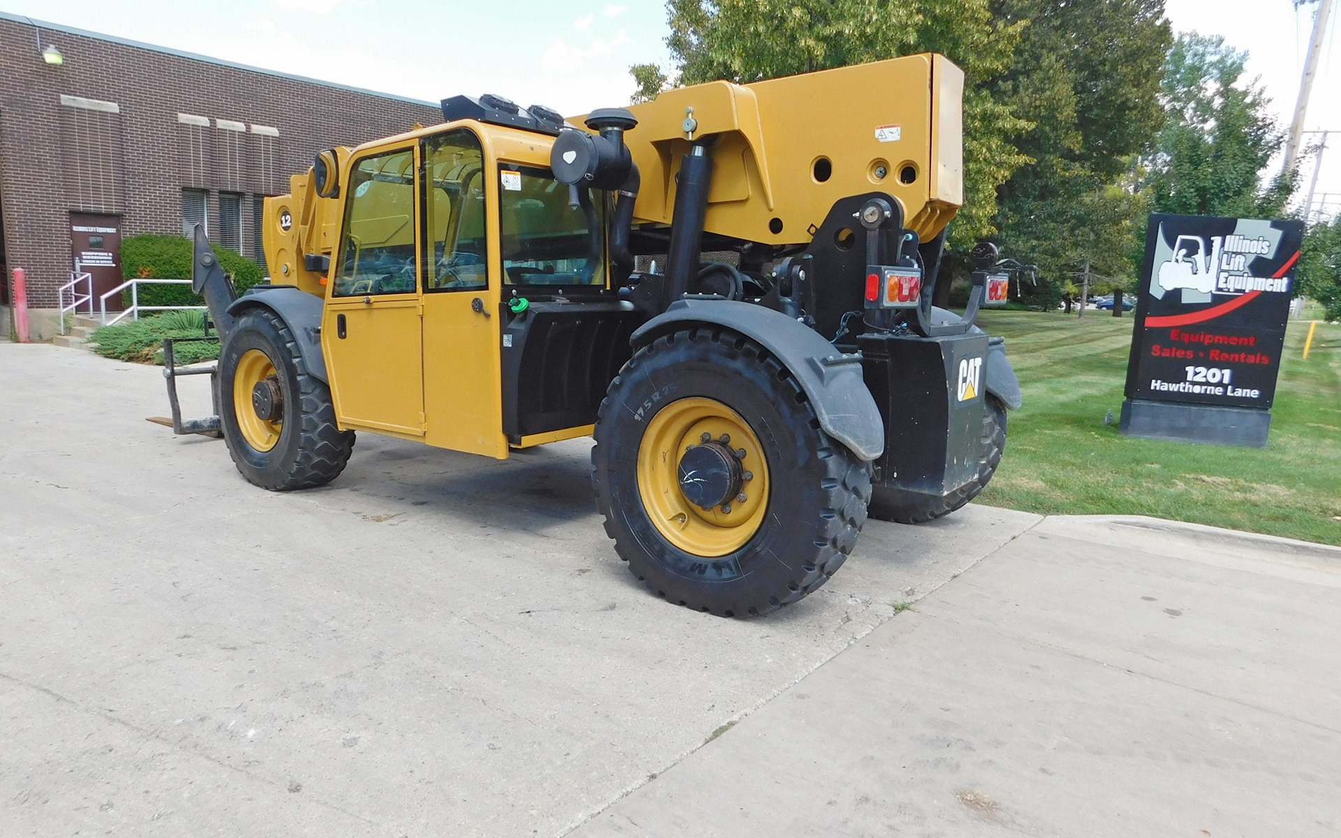 Used 2010 CATERPILLAR TL1255  | Cary, IL