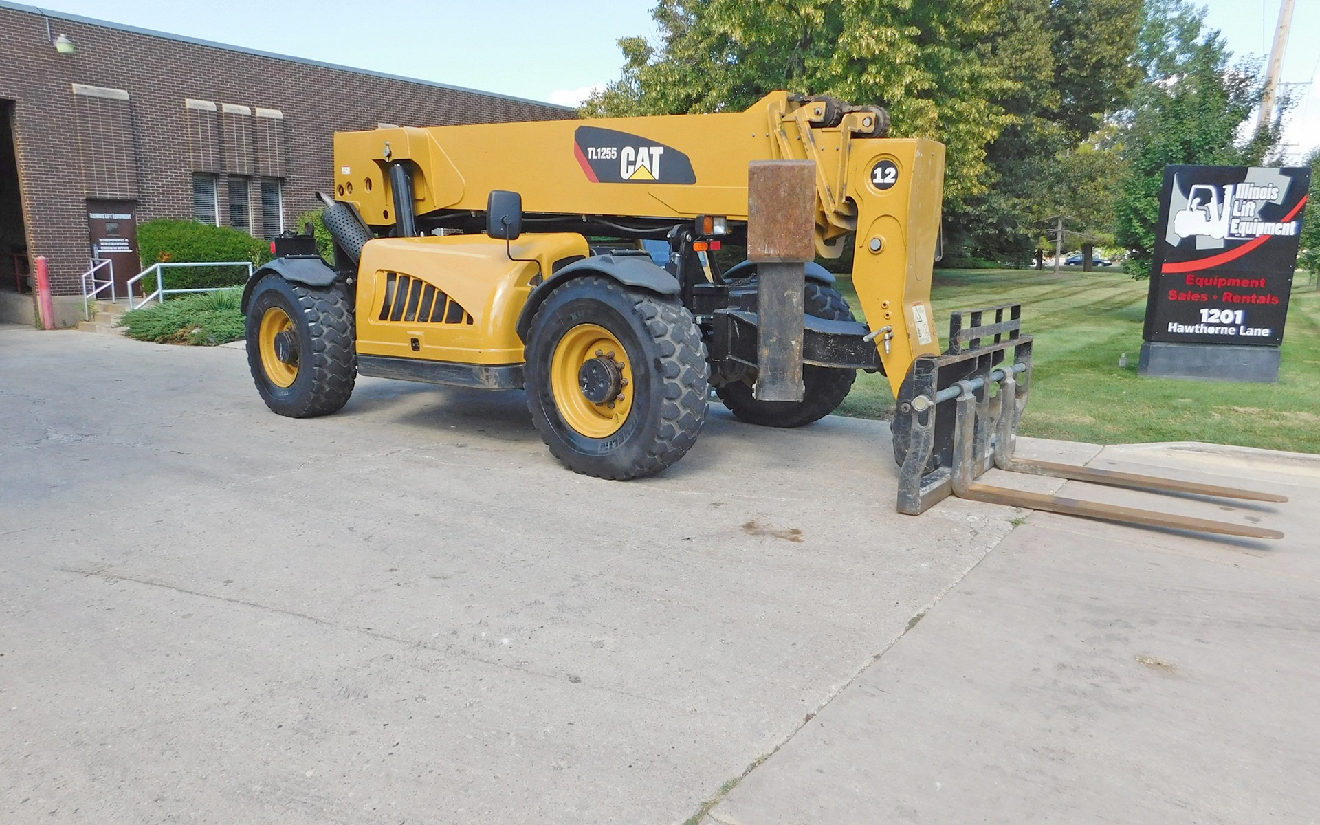 Used 2010 CATERPILLAR TL1255  | Cary, IL