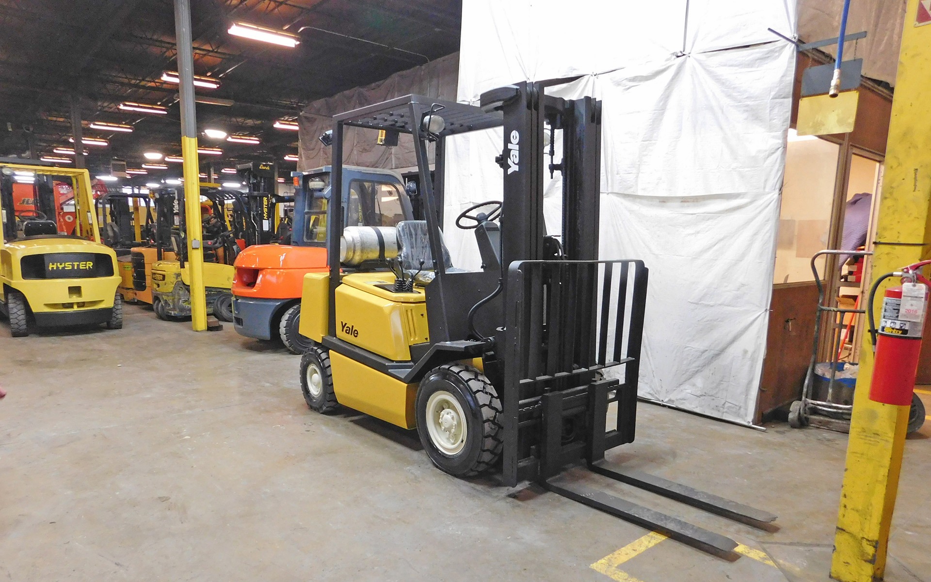 Used 2005 YALE GLP050  | Cary, IL